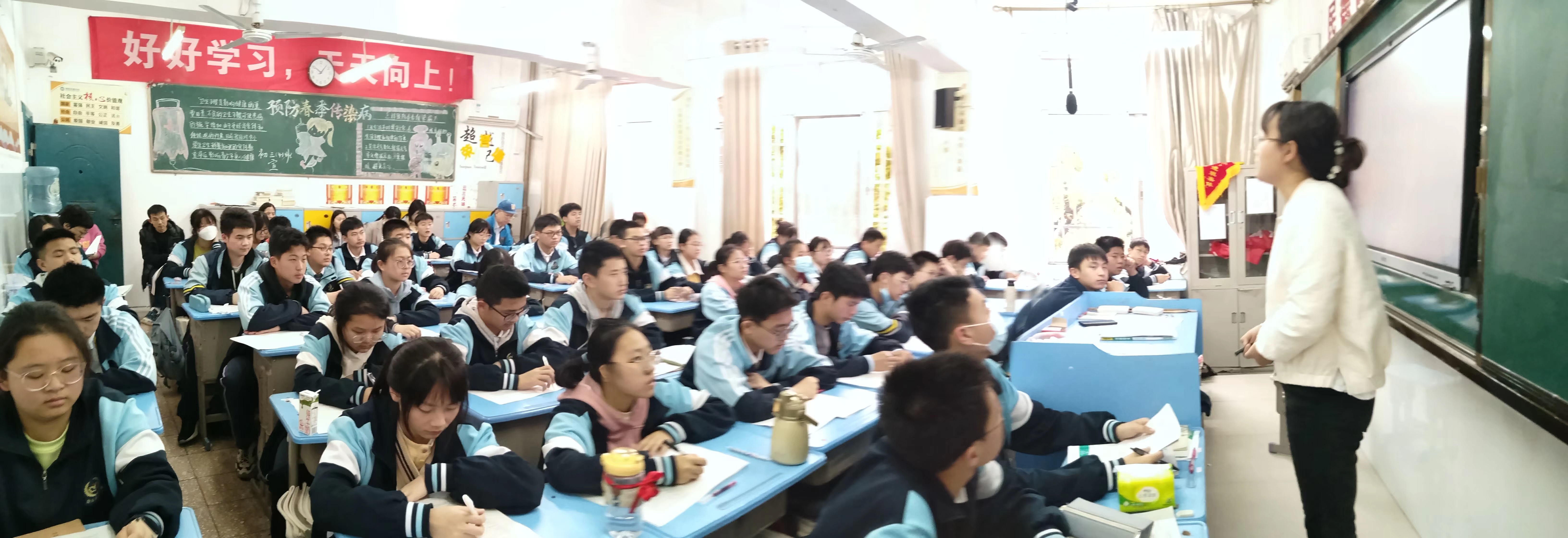 復(fù)習(xí)高效，指路有方——南昌民德學(xué)校初三復(fù)習(xí)調(diào)研課進(jìn)行中